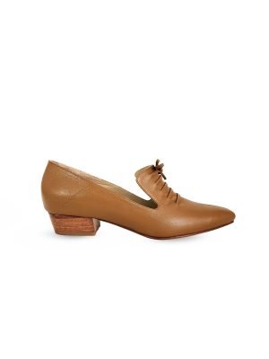 Loafer Maranta en cuero tipo natual con taco de 5 cm